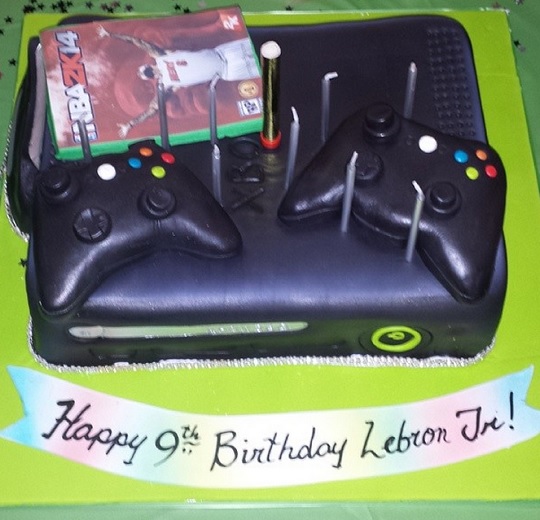 lebron-james-x-box-cake