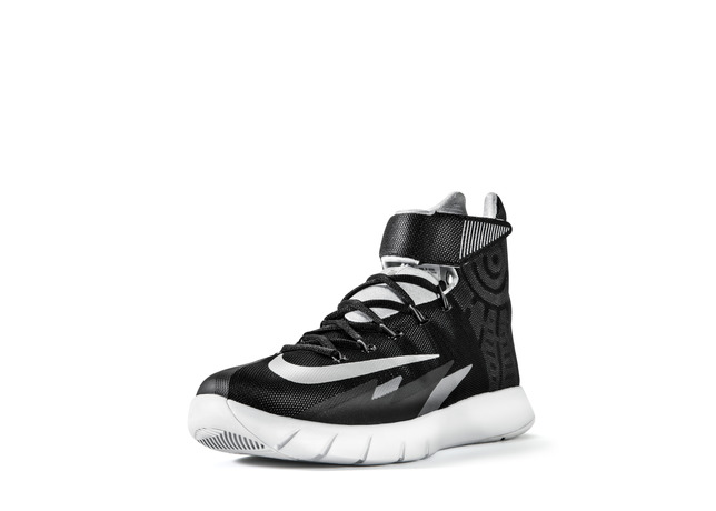 Sp14_BB_HyperRev_630913_003_Blk_Met_Sil_3qtr_lat_toe_27836