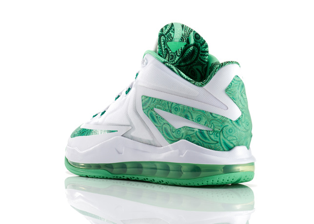 Lebron_11_Low_Easter_100_3qtr_back_low_0101_FB_28287