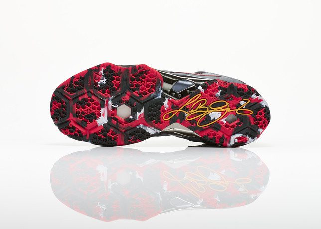 Su14_BB_Lebron11_Elite_642846_001_Return_outsole_16998_27979