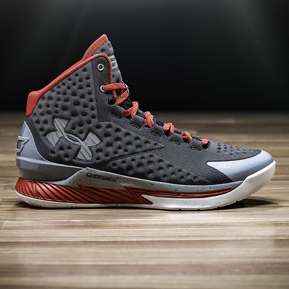 Underdog_Curry One_Lateral