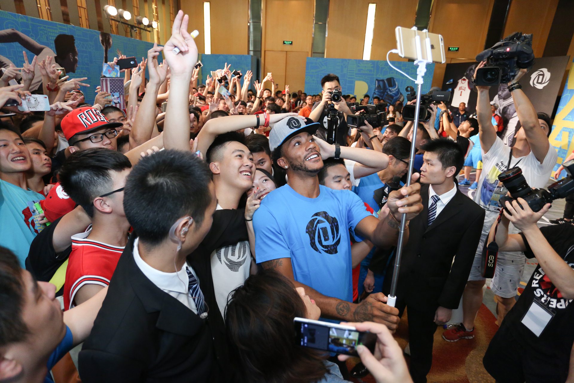 adidas Derrick Rose íºTake on Summerí¿ in Guangzhou, 5