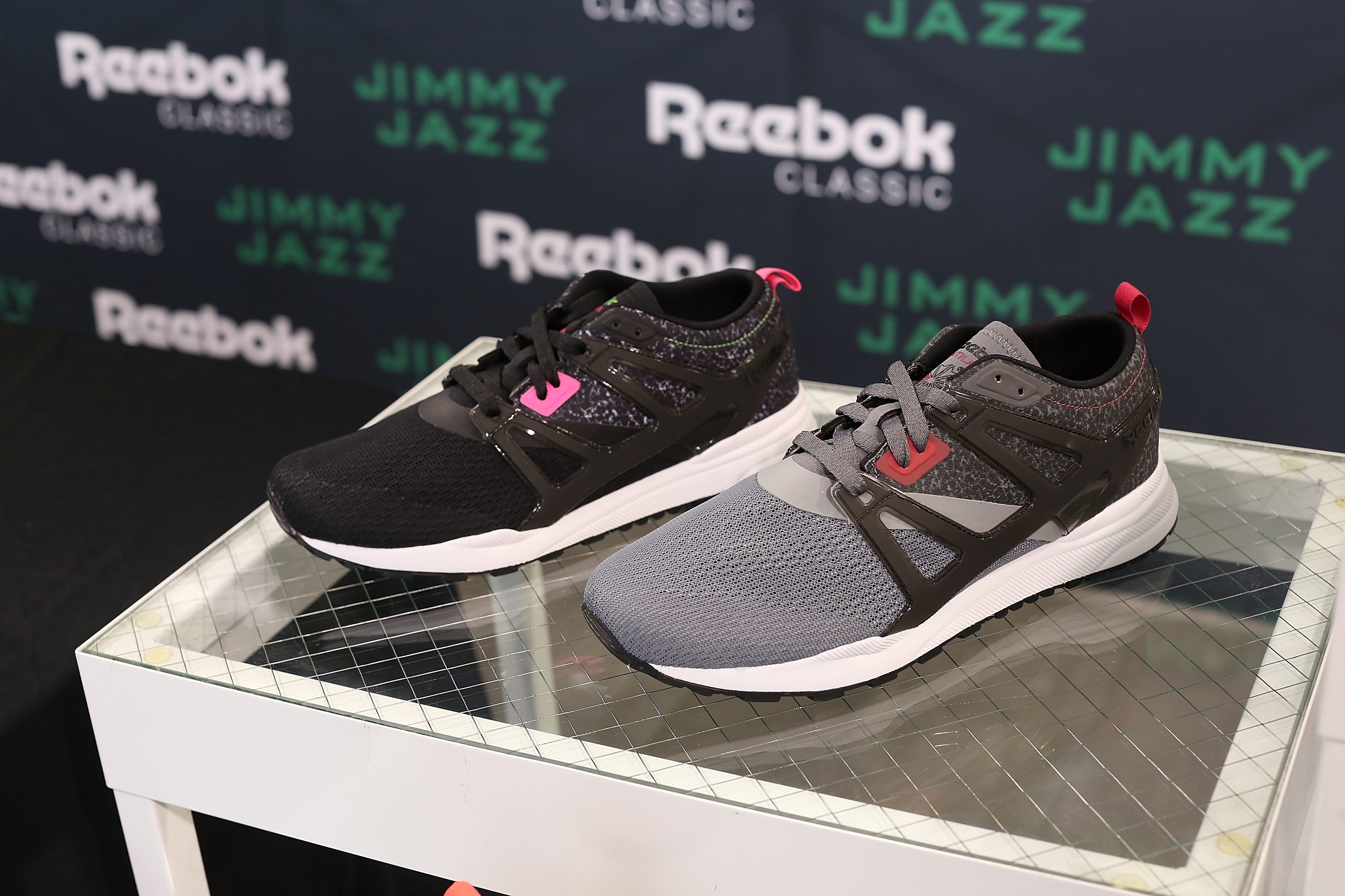 Reebok ventilator negras new arrivals