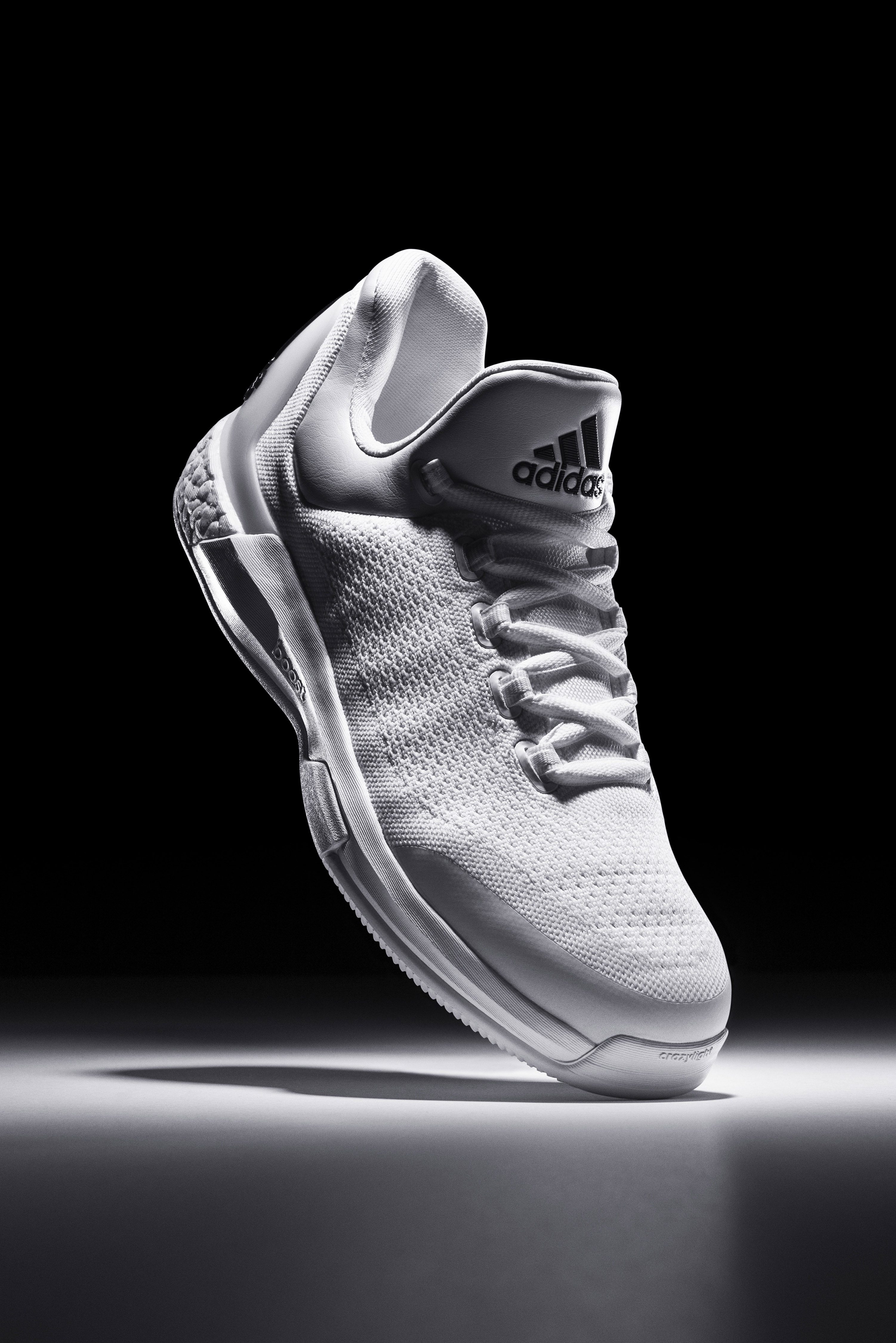 adidas crazylight boost triple white