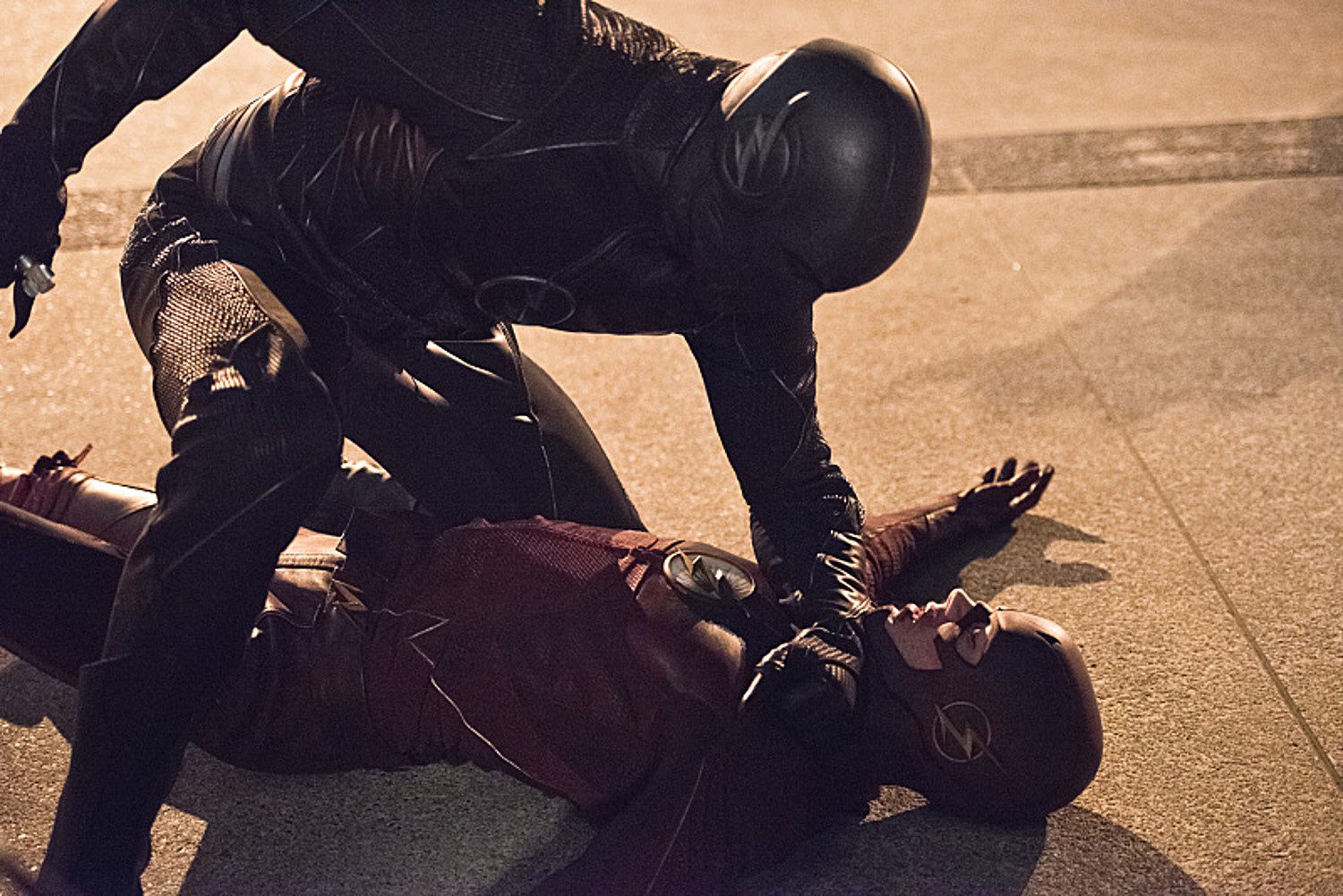 The Flash -- "Enter Zoom" -- Image FLA206A_0378b.jpg -- Pictured (L-R): Zoom and Grant Gustin as The Flash -- Photo: Dean Buscher/The CW -- ÃÂ© 2015 The CW Network, LLC. All rights reserved.