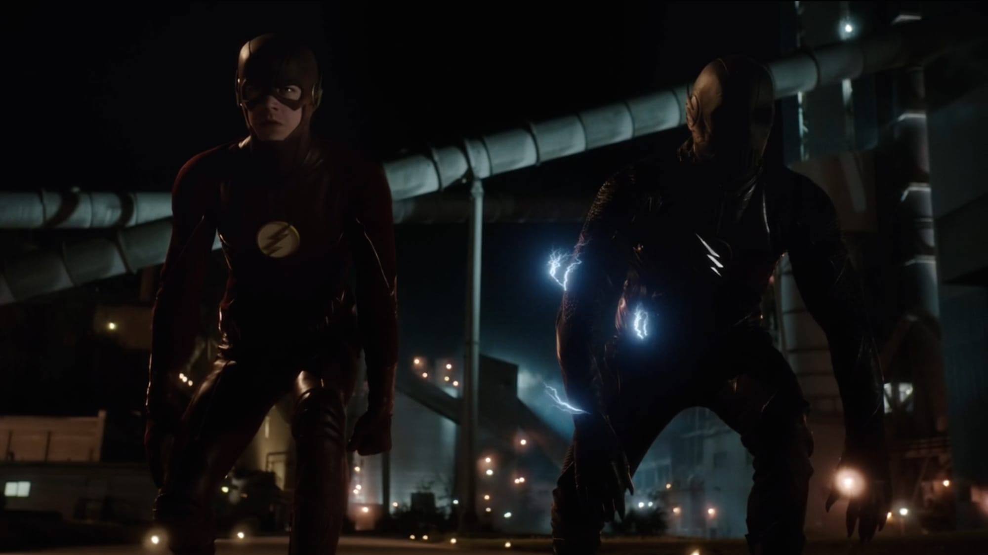 The Flash races Zoom in the season 2 finale. Photo from The CW.