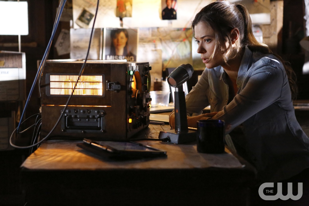 Frequency -- "Pilot" -- Pictured: Peyton List as Raimy -- Photo: Bettina Strauss/The CW.