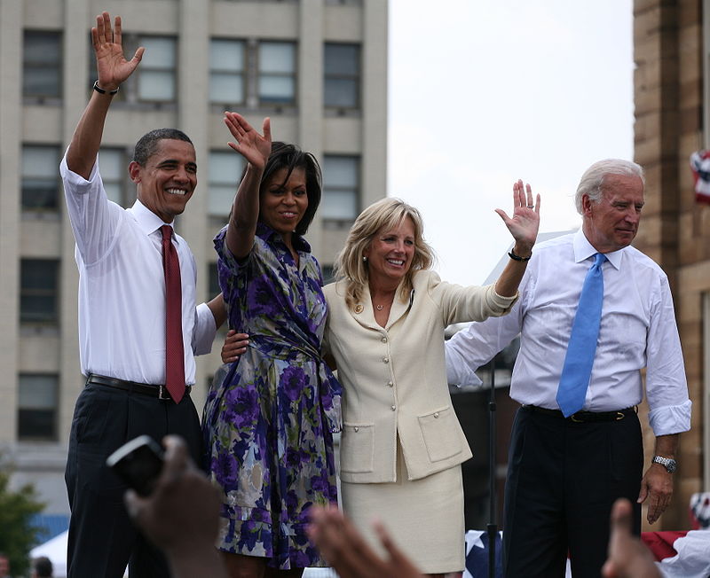 800px-obamas_and_bidens