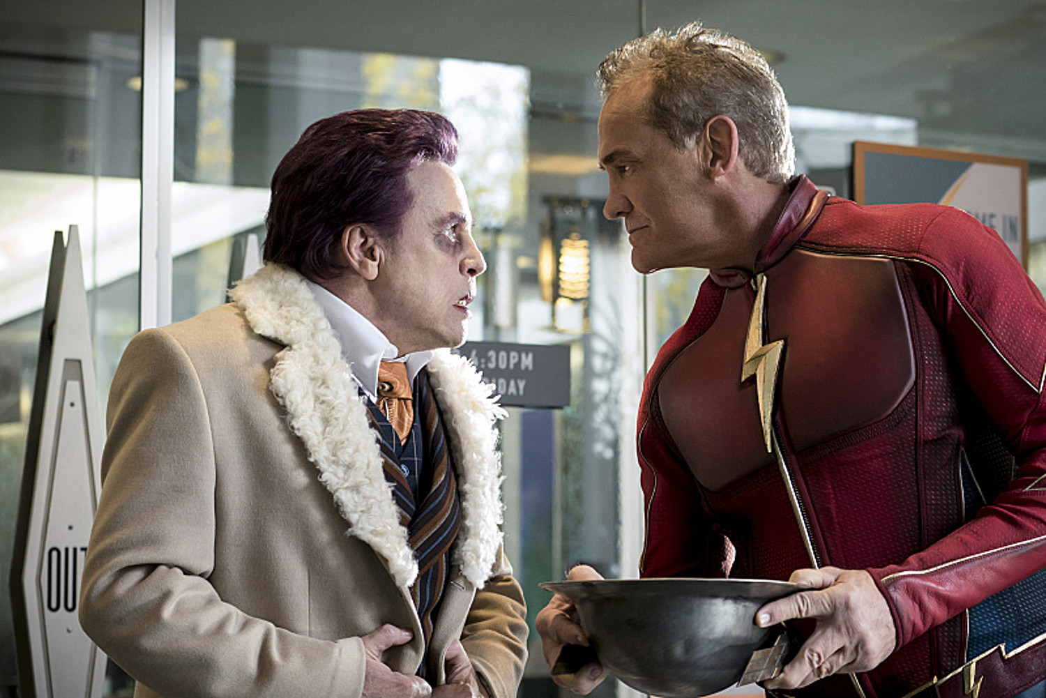 The Flash -- "The Present" -- Pictured (L-R) Mark Hamil as James Jesse and John Wesley Shipp as Jay Garrick -- Photo: Katie Yu/The CW