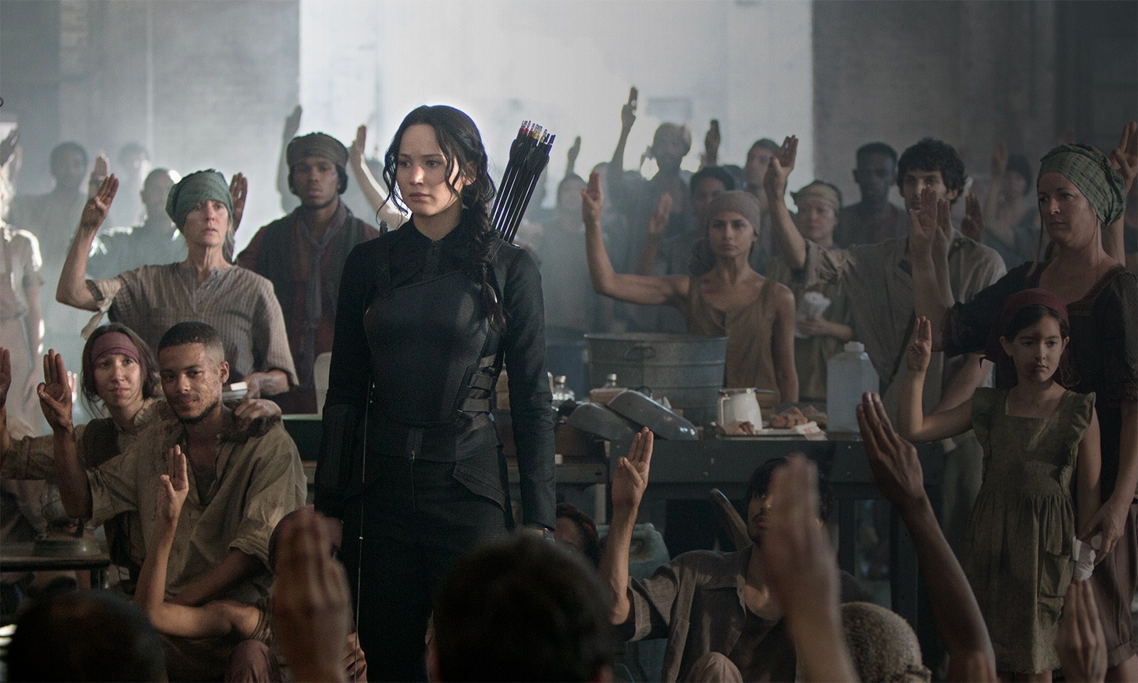 Jennifer Lawrence Soars in Mockingjay Part I Appetizer 