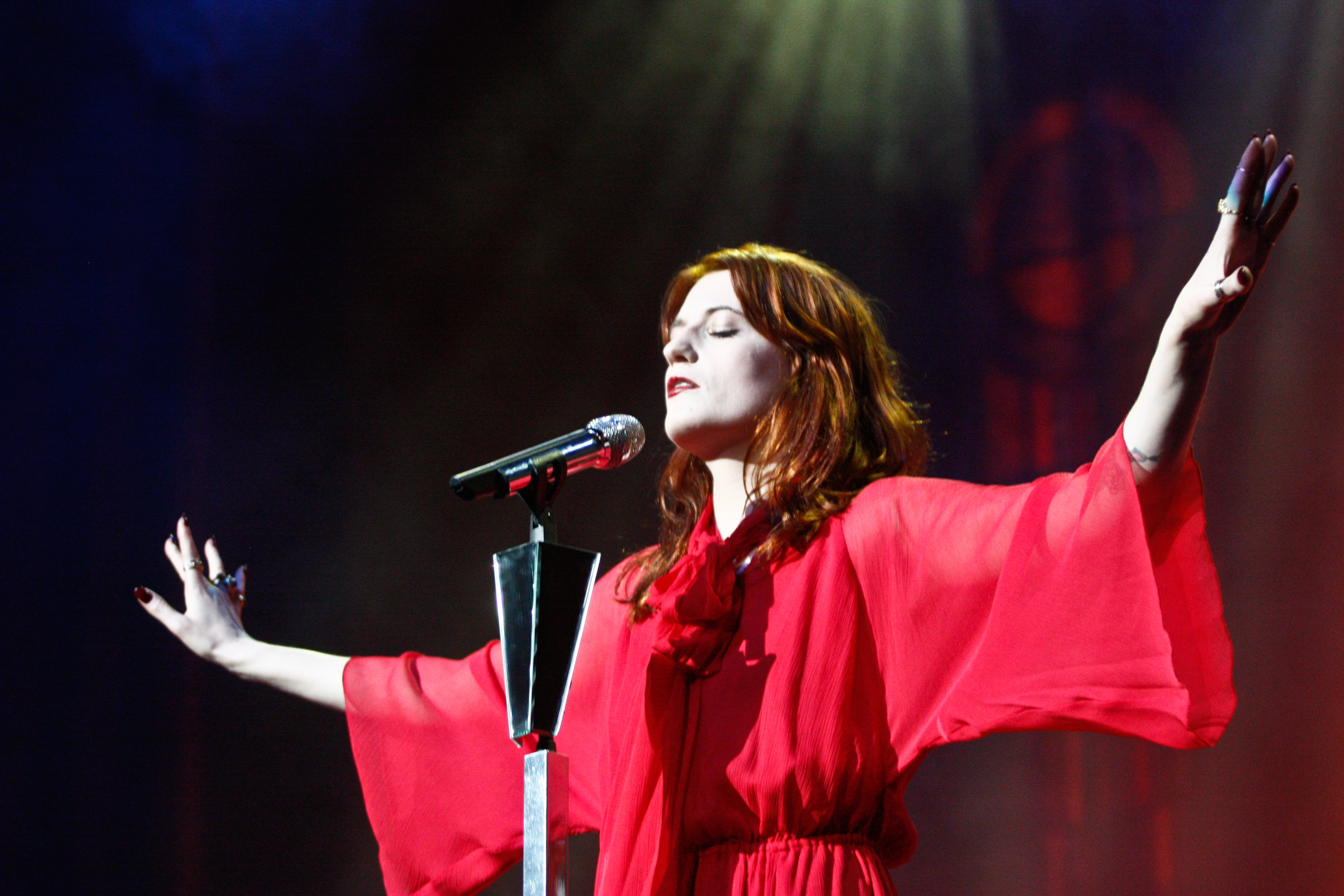 Florence and the Machine Release New Song, "St. Jude"