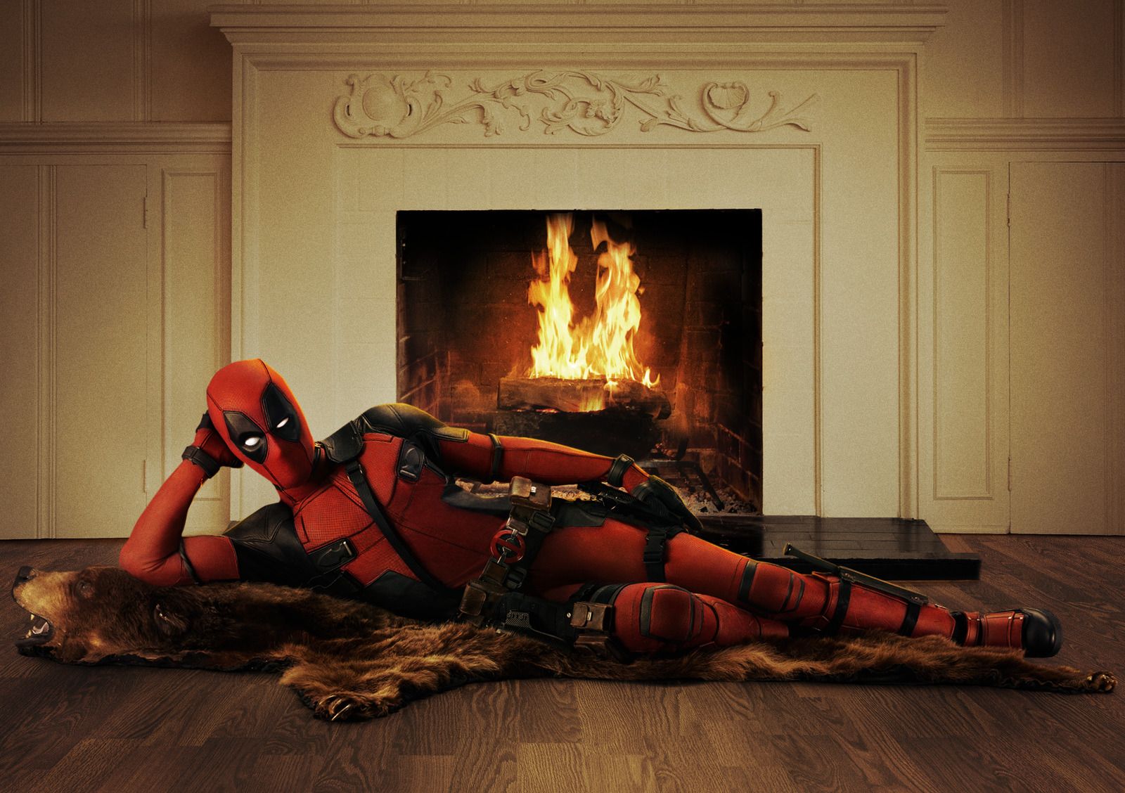 Ryan Reynolds Looks Amazing as Deadpool