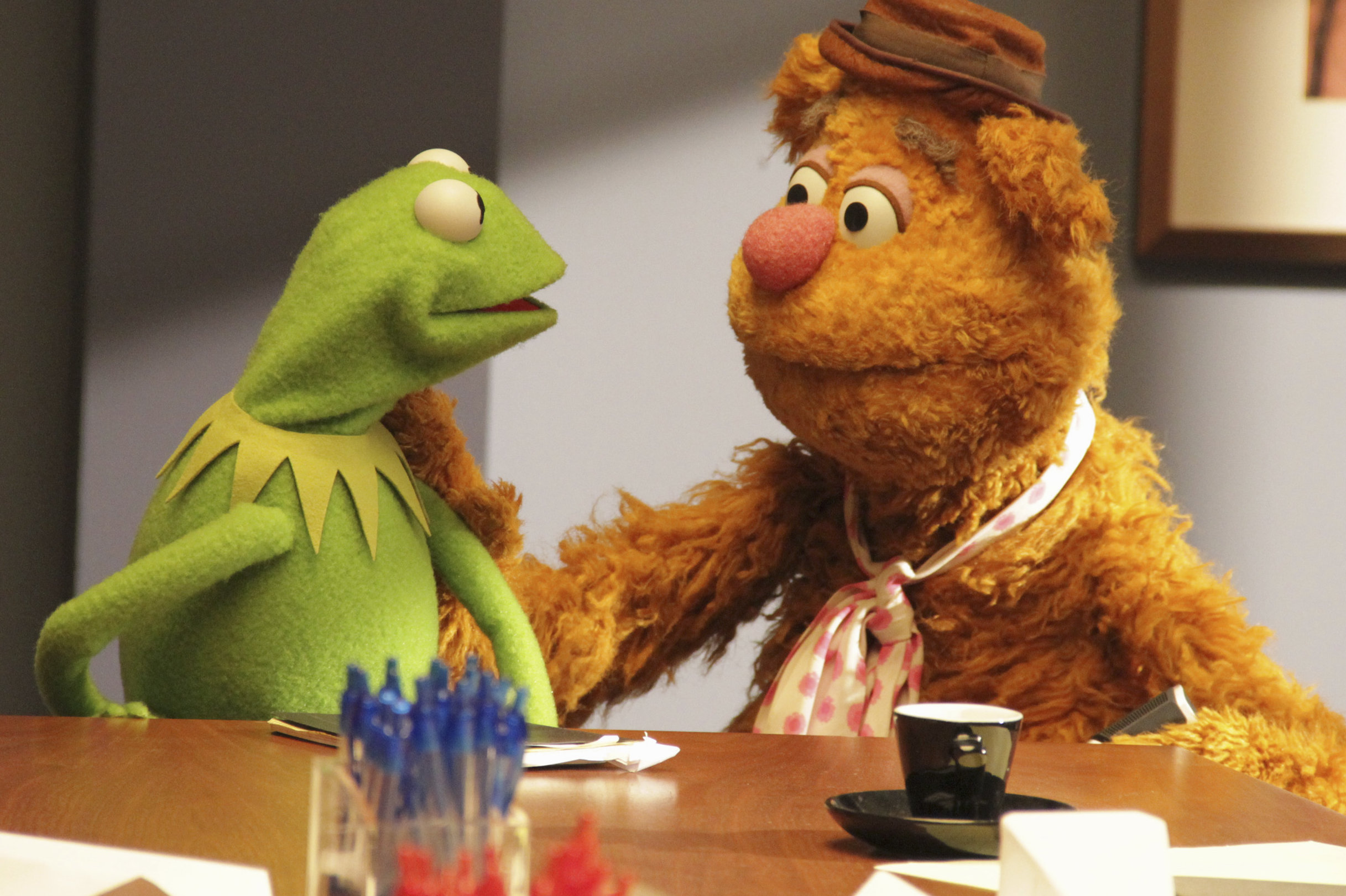 Review: 'The Muppets' Premieres on ABC