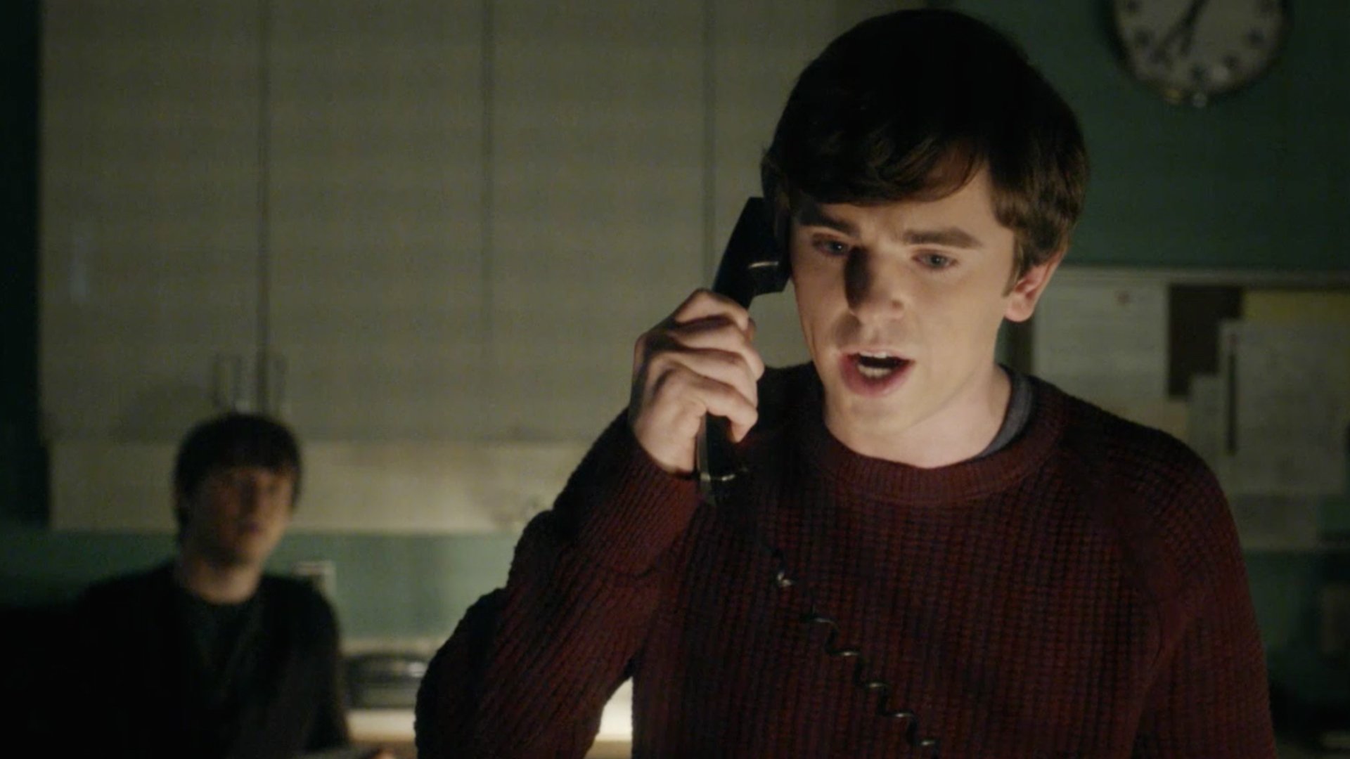 Bates Motel Review: 4.4: Lights of Winter